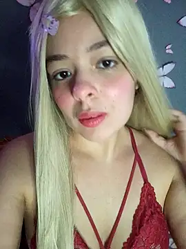 Snapshot of NinaSweet2 chatting on 01/20/25, 04:10 NinaSweet2 online show from 01/20/25, 04:10