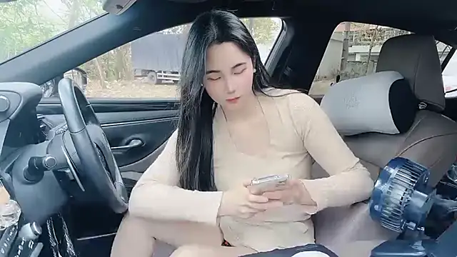 orla2021 online show from 02/24/25, 02:08