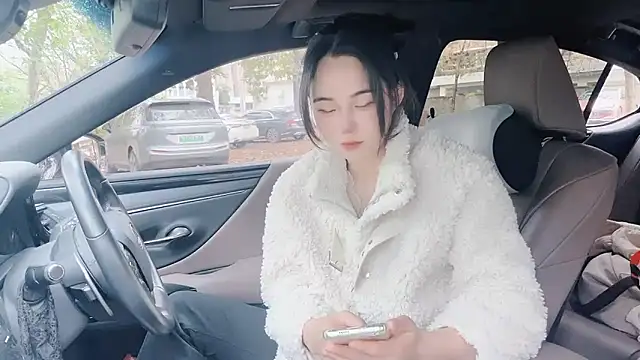 orla2021 online show from 02/26/25, 01:11