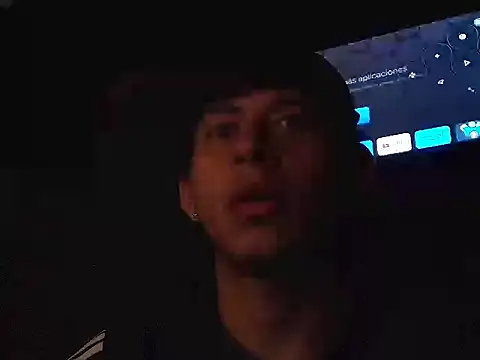 yefersonsijajaj online show from 10/28/25, 06:28