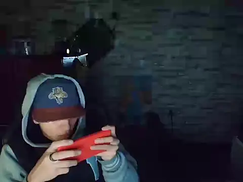 yefersonsijajaj online show from 11/18/25, 04:50