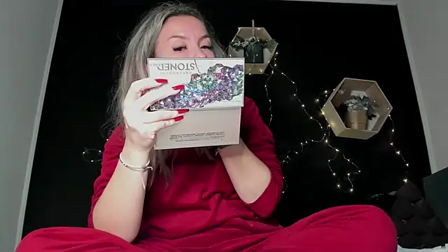 Alesys69 online show from 12/16/25, 10:37