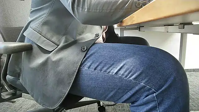 69bezfleku online show from 01/08/25, 07:34