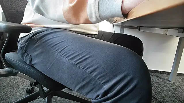 69bezfleku online show from 11/10/25, 07:18