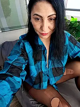 charrlote love online show from 11/02/25, 12:40