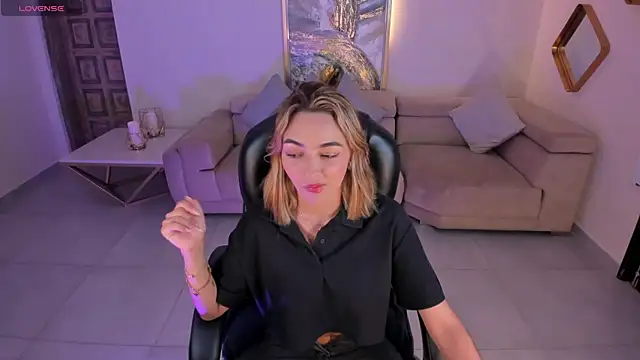 MelissaMoore  online show from 11/20/25, 02:45