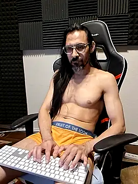 Youreherewithme online show from 04/24/26, 02:47