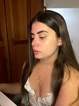 Miss valeriaa online show from 11/16/25, 04:45