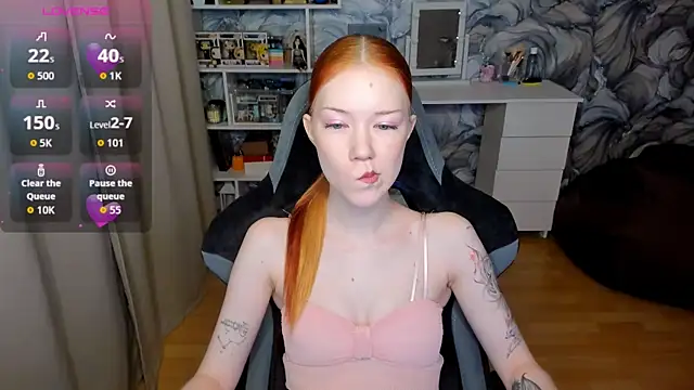 Snapshot of litl_Mia chatting on 11/15/25, 03:19 litl Mia online show from 11/15/25, 03:19