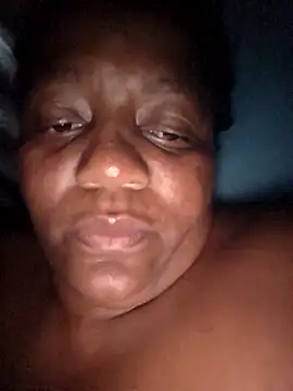 Snapshot of Galcraze chatting on 02/22/26, 10:41 Galcraze online show from 02/22/26, 10:41