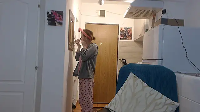 simyhvn online show from 02/26/25, 05:09