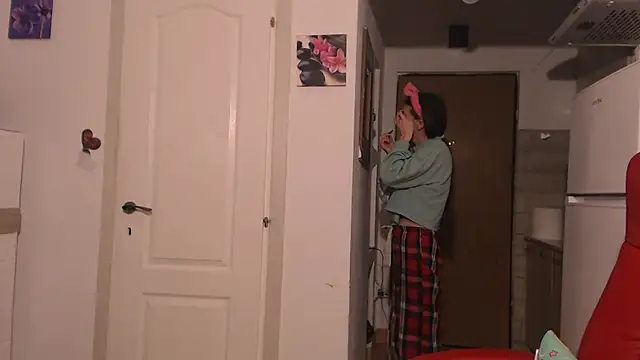 simyhvn online show from 03/19/26, 05:11