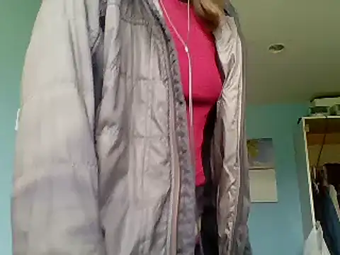Snapshot of SexyRach75 chatting on 05/06/26, 02:55 SexyRach75 online show from 05/06/26, 02:55