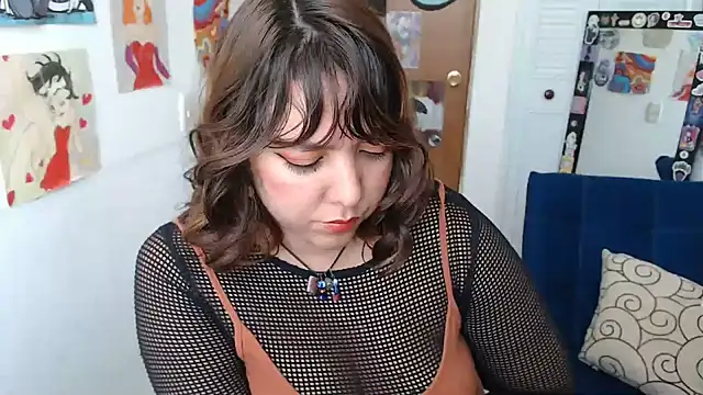 Snapshot of soynanabela28 chatting on 06/11/26, 03:54 soynanabela28 online show from 06/11/26, 03:54