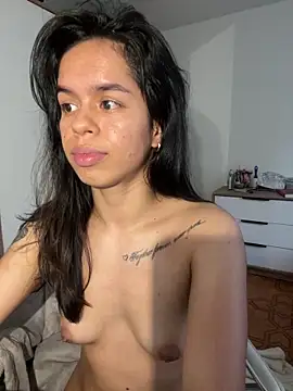 xlovelygirlx online show from 02/22/25, 10:09