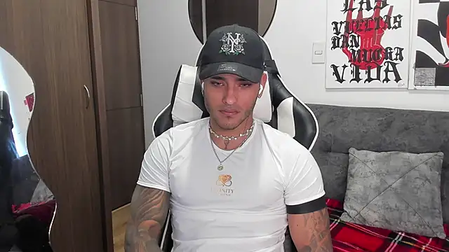 Alessandro Vanni online show from 01/14/26, 01:28