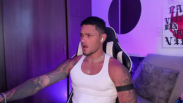Alessandro Vanni online show from 06/08/26, 02:50