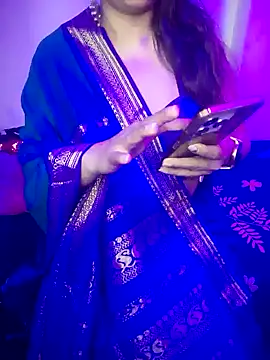 Snapshot of indian_passion chatting on 12/15/24, 12:17 indian passion online show from 12/15/24, 12:17