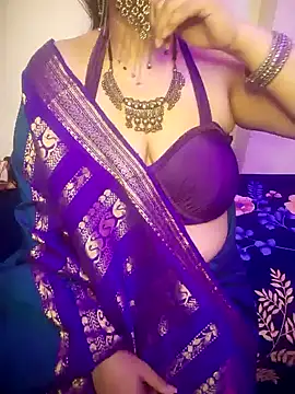 Snapshot of indian_passion chatting on 02/04/25, 07:33 indian passion online show from 02/04/25, 07:33