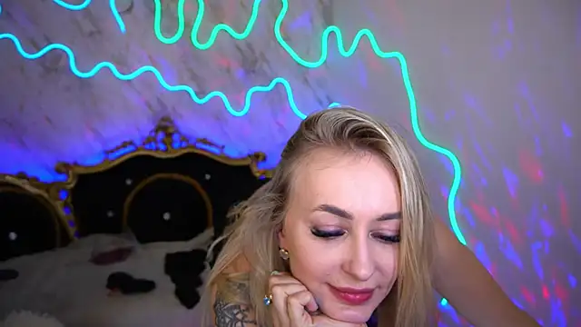 GraceCandy online show from 03/23/25, 03:21