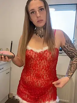 Snapshot of joanaelaa chatting on 12/14/24, 01:38 joanaelaa online show from 12/14/24, 01:38