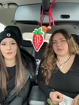 Snapshot of joanaelaa chatting on 02/04/25, 12:00 joanaelaa online show from 02/04/25, 12:00