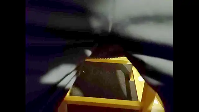 hairyuncut00 online show from 10/10/25, 09:14