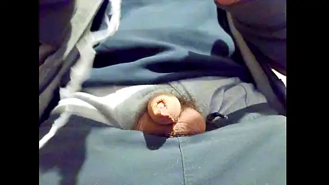 hairyuncut00 online show from 03/17/26, 02:27