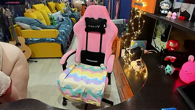 Softie Sofy online show from 02/04/25, 02:39