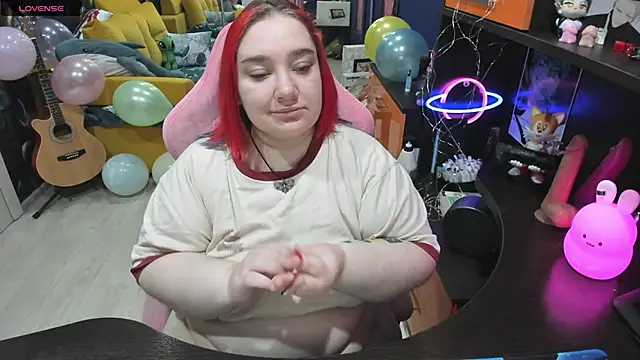 Softie Sofy online show from 03/07/25, 02:04