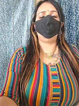 cute-tanvi online show from 02/17/25, 07:26