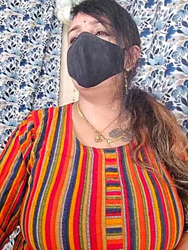 cute-tanvi online show from 09/24/25, 01:53