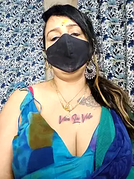 cute-tanvi online show from 01/14/26, 01:33