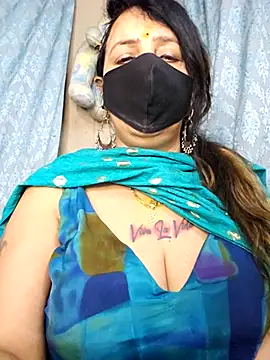 cute-tanvi online show from 02/27/26, 12:54