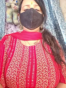 cute-tanvi online show from 04/23/26, 01:29