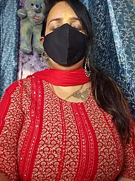 cute-tanvi online show from 04/27/26, 12:03
