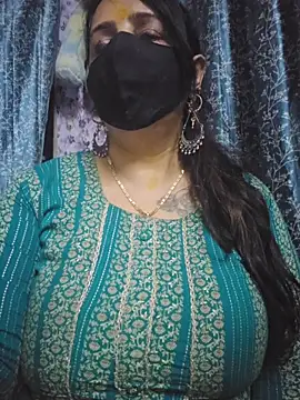 cute-tanvi online show from 05/19/26, 02:01