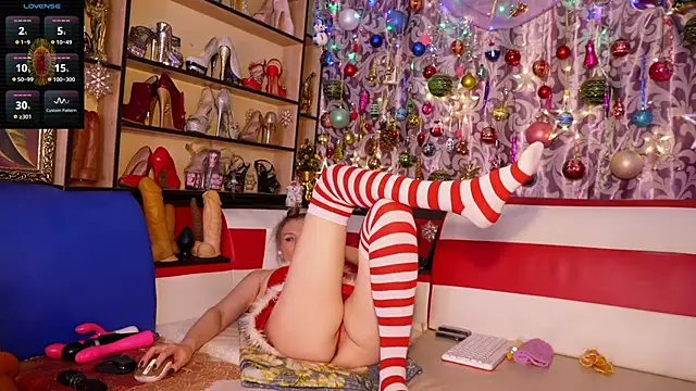 callme Anna online show from 12/18/24, 06:10