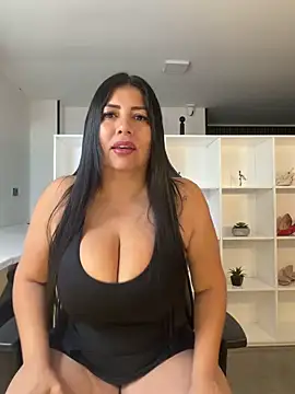 natural bigboobs online show from 04/05/26, 11:40