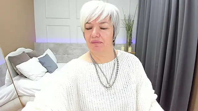 CarmenSoft online show from 12/09/24, 02:34