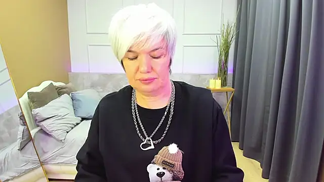 CarmenSoft online show from 01/12/25, 08:47