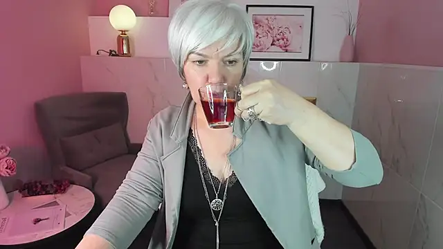 CarmenSoft online show from 01/27/25, 03:04