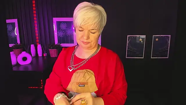 CarmenSoft online show from 02/15/25, 08:43