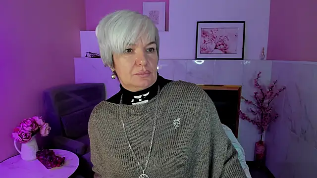 CarmenSoft online show from 10/06/25, 09:01