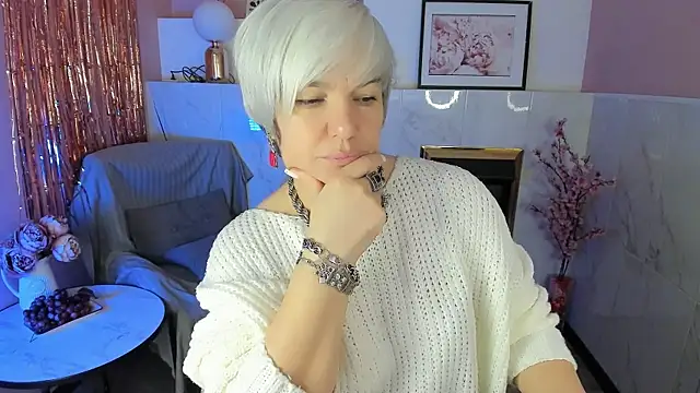 CarmenSoft online show from 01/10/26, 08:32