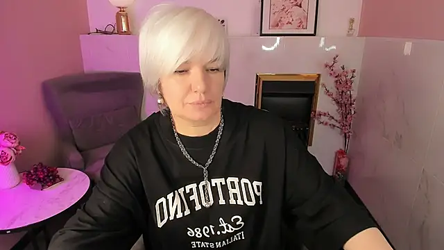 CarmenSoft online show from 04/24/26, 09:06