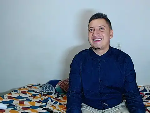 ares sexxx online show from 12/30/24, 08:47