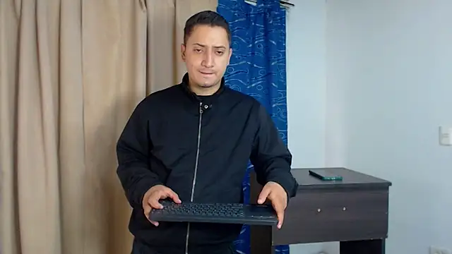 ares sexxx online show from 03/21/25, 12:50