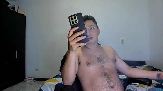 ares sexxx online show from 04/13/26, 03:34