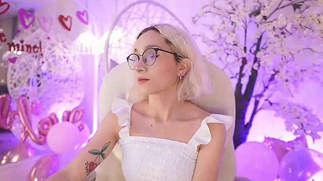 DalahiaRush online show from 02/14/25, 11:31